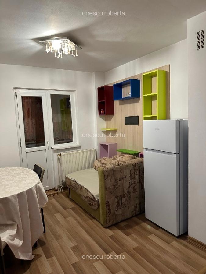 Prrietar,închiriez în zona Ciupercă,apartament cu 2 camere,decomandat,amenajat,. - 2