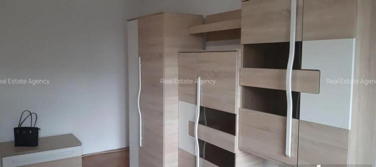 2 camere in zona Sagului - 2