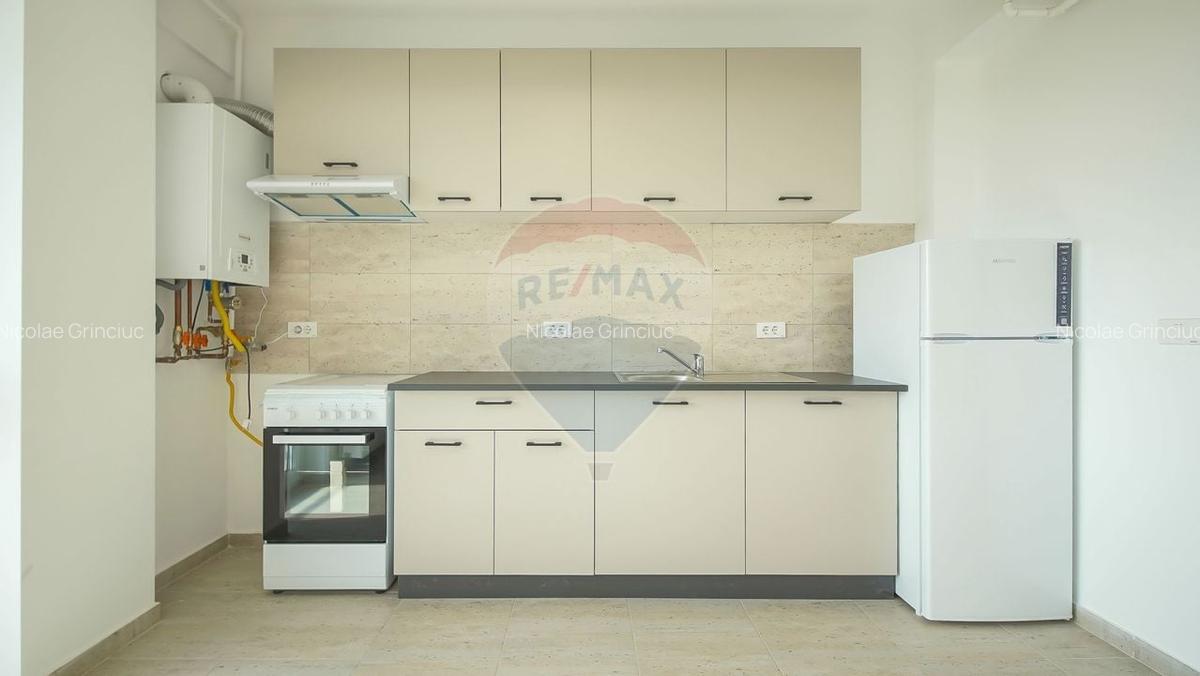 Apartament cu 2 camere decomandat în Cristian - 5