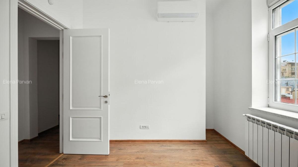 Apartament tip Penthouse 4 camere de inchiriat-Piata Romana - 9