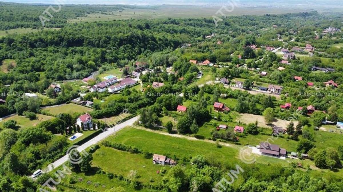 Teren intravilan in Avrig zona turistica Valea Avrigului 2000 mp - 1