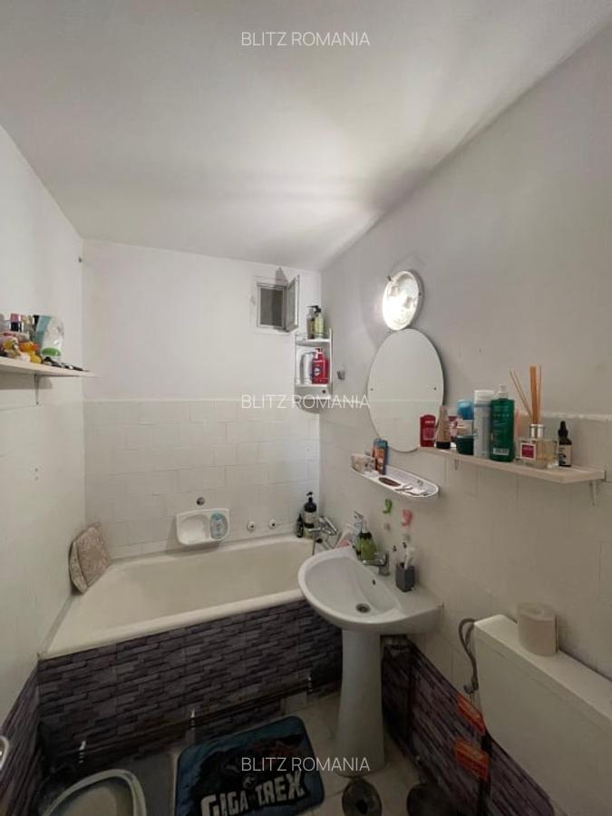 Apartament de vanzare, cu 2 camere, etajul 3, 46 mp, zona policlinica Sf. Maria - 8