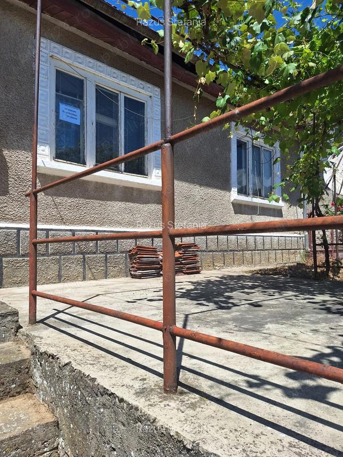 Casa vanzare Or?ova - 2 Casa vanzare Or?ova - 2