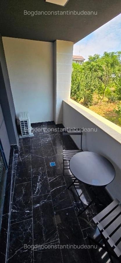 Inchiriez apartament  camere zona pescarie, intrare statiunea Mamaia - 9