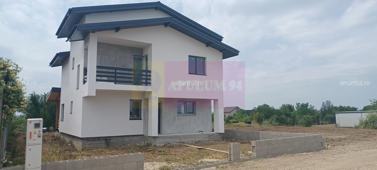 Sabareni, casa parter + etaj, 5 camere, 3 bai, terasa acoperita, CT - 3