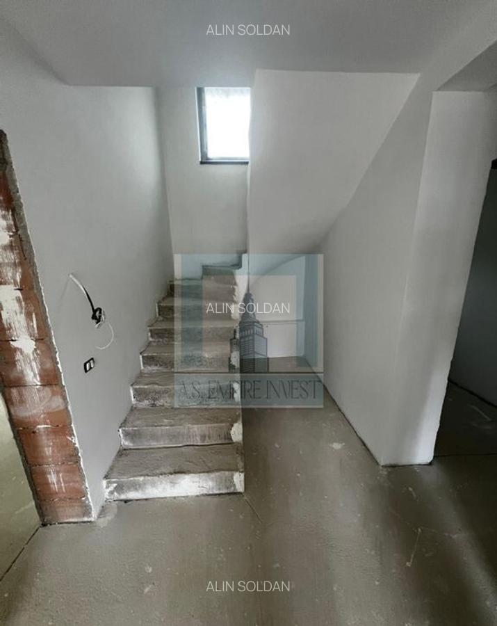 Casa/Villa , 5 camere, singur in curte - oras Codlea/Brasov - 16