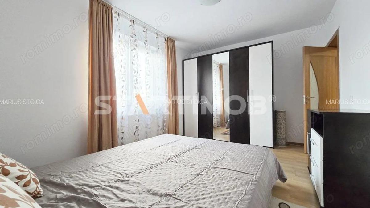 Apartament bloc vila cu parcare zona Coresi - 19