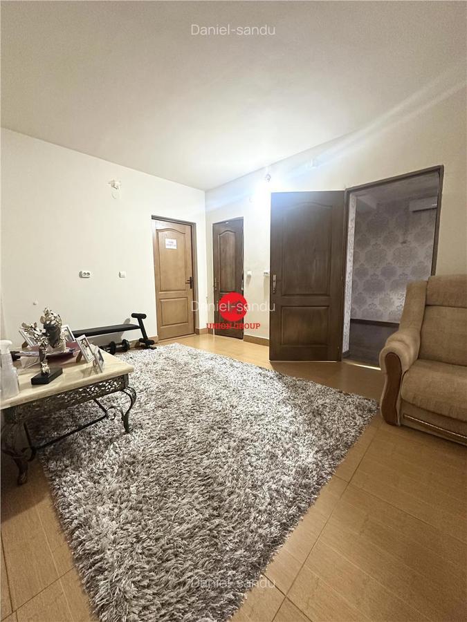 Casa P+1+M+ pod inalt, placa de beton intre etaje, Zona Km 4 - 8