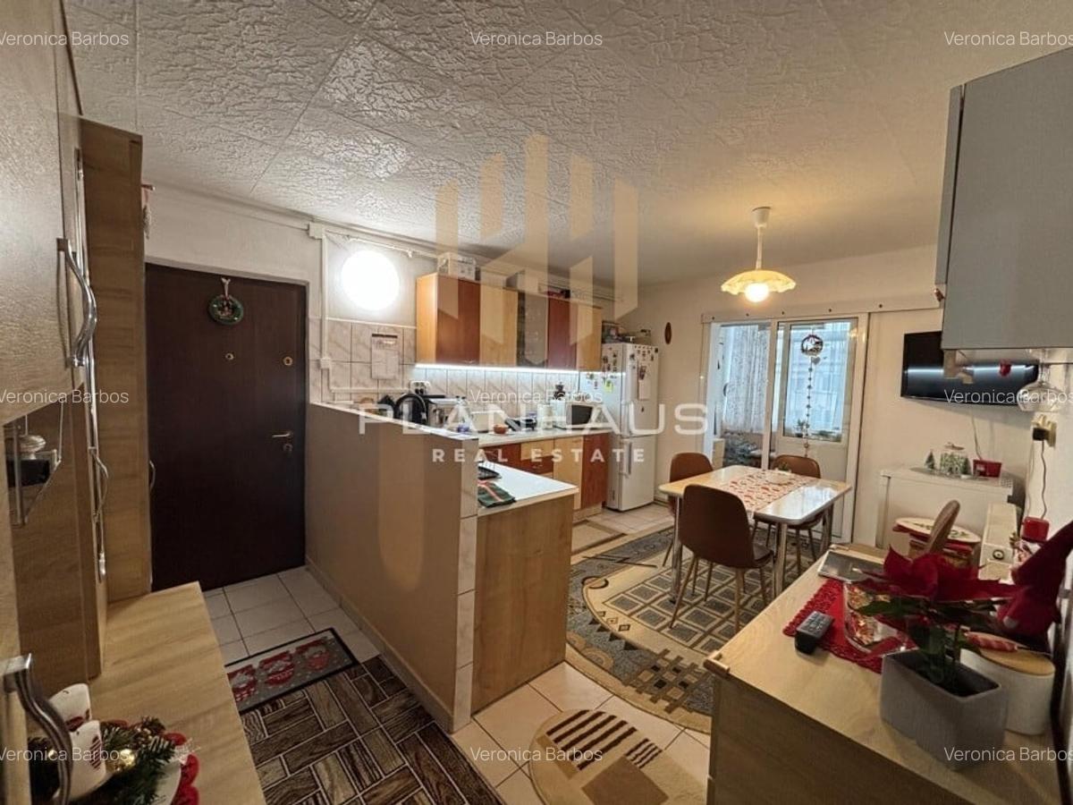 Apartament 2 camere - decomandat, B-dul Regele Ferdinand - 1