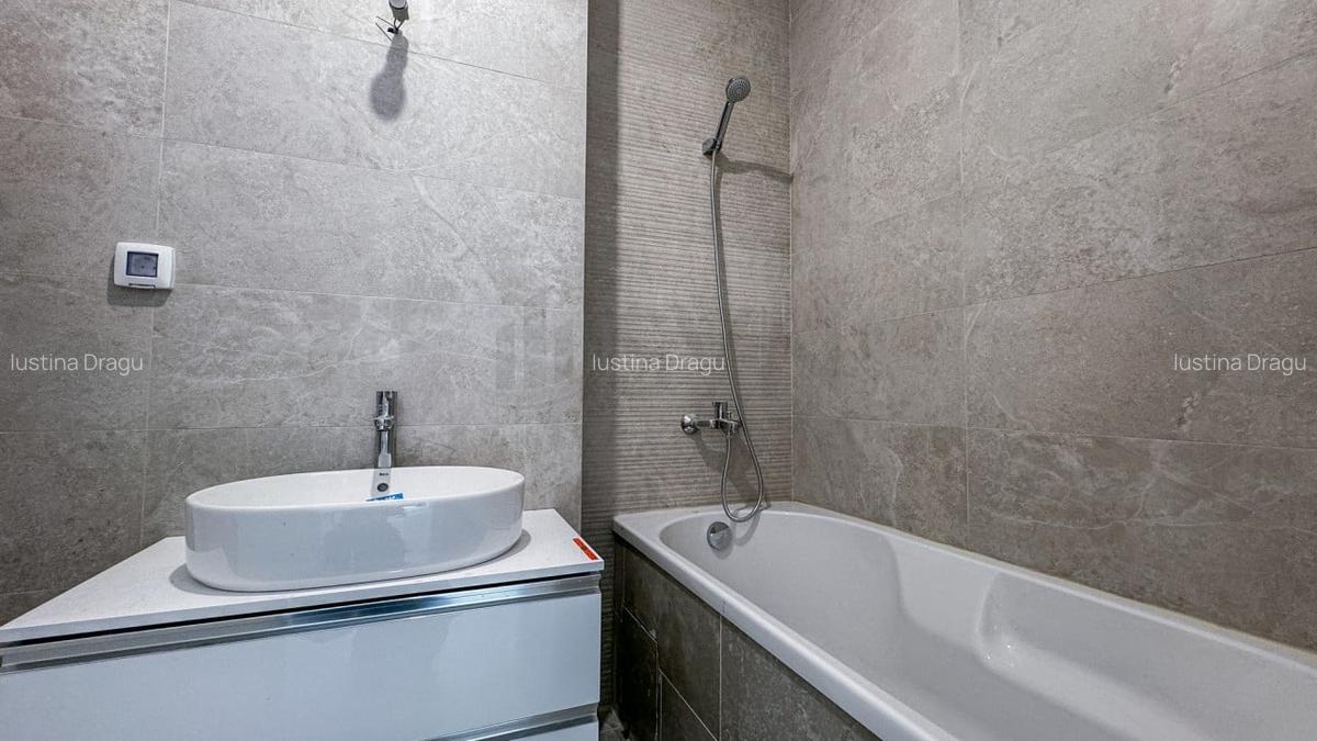 Apartament cu 3 camere semidecomandat în Armeneasca - 9