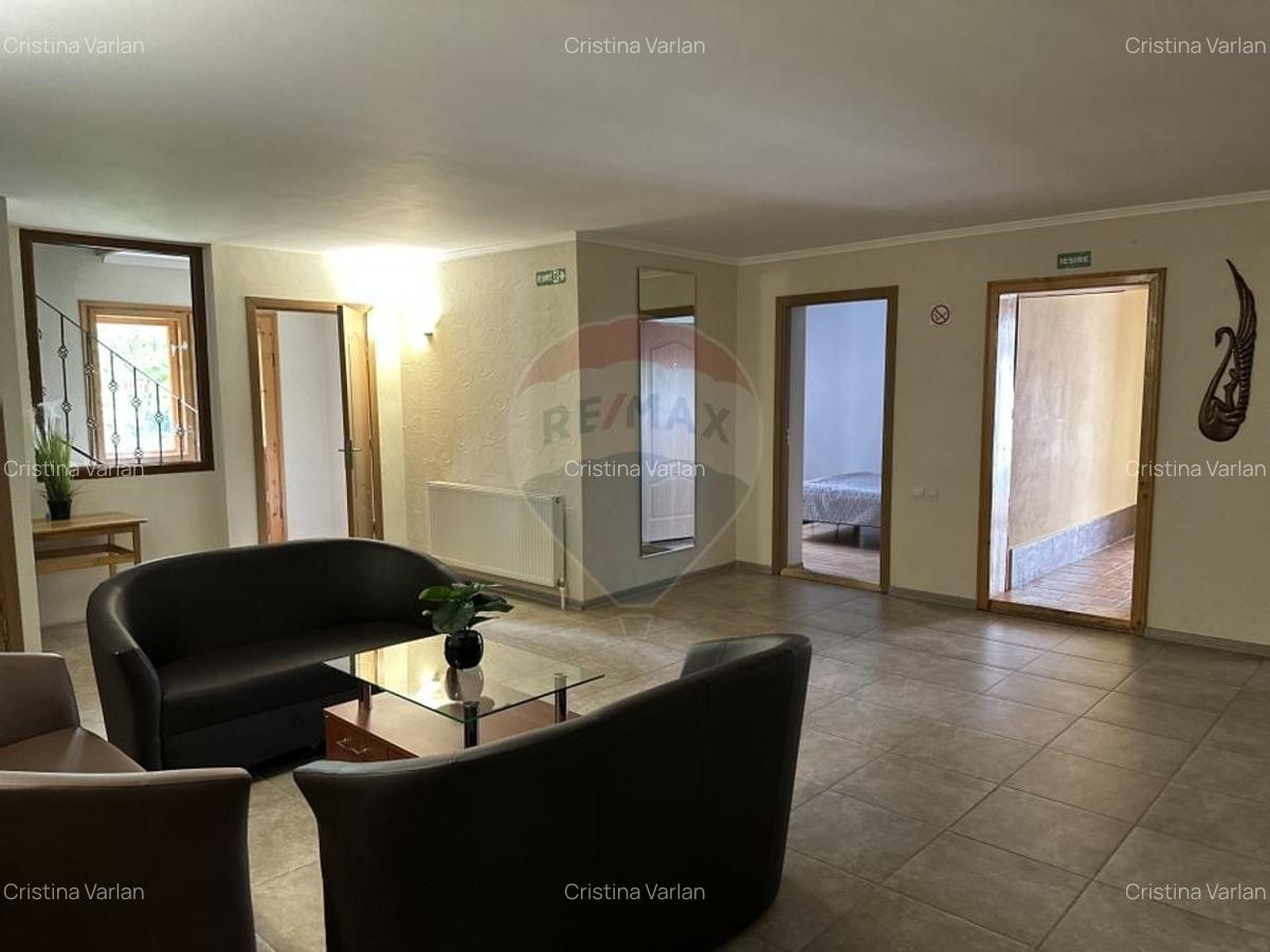Hotel / Pensiune cu 18 camere de vanzare Durau - 23