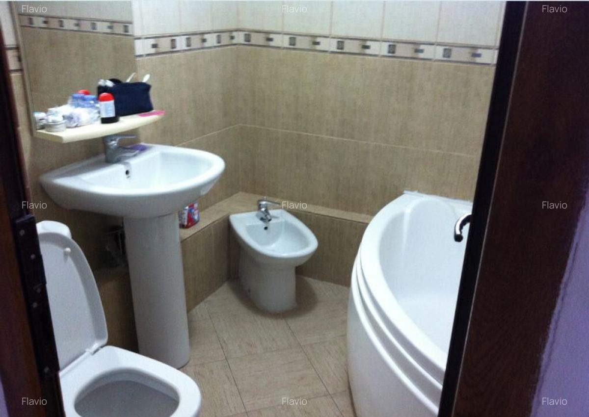 Inchiriez apartament 3 camere pentru fete studentela Dristor metrou - 5