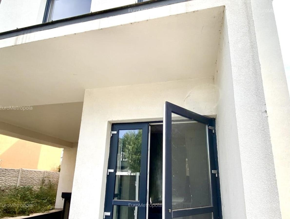 Imobil 900 mp, garaj 10 masini, lift - 4