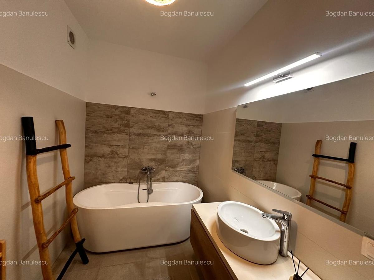 Inchiriere 3 camere - Central Park - 2