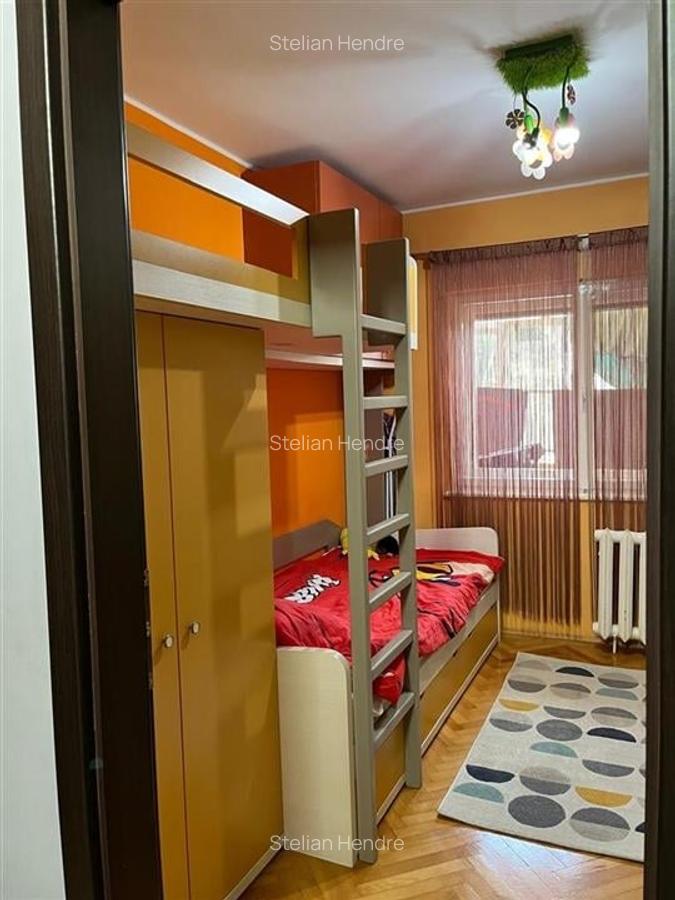Apartament cu 3 camere decomandat în Rogerius - 9