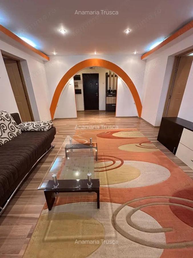 Apartament cu 3 camere la parter, cartier George Enescu - 10 Apartament cu 3 camere la parter, cartier George Enescu - 10