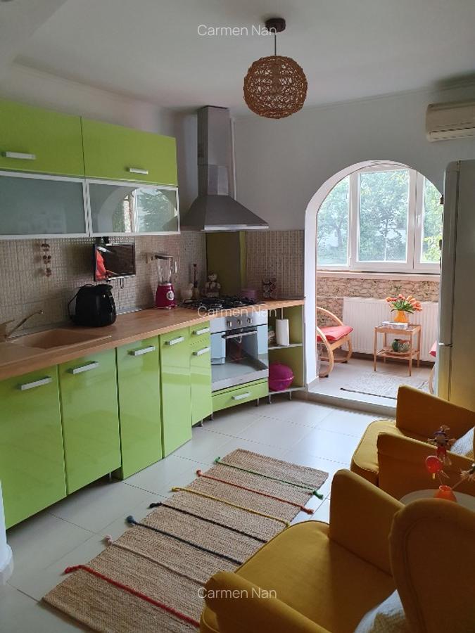 Proprietar, vand apartment 2 camere Basarabia - Costin Georgian, bloc 1984 - 1