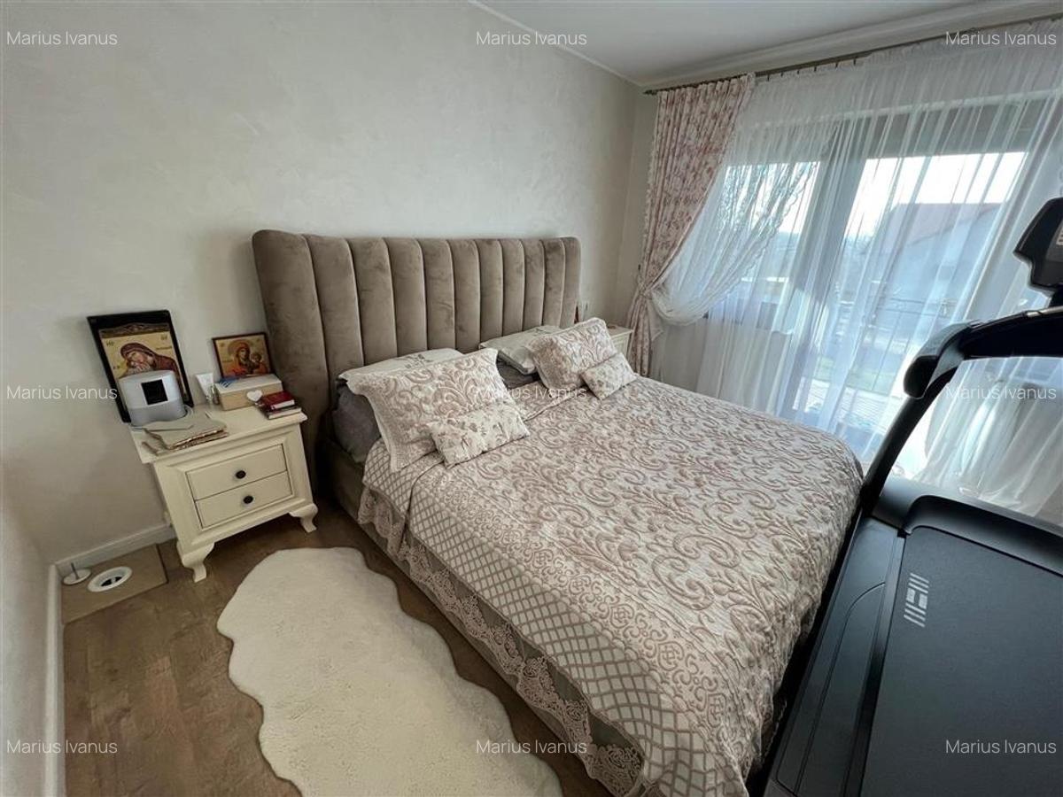 Vila 6 camere - 1500mp teren - Bucium - 15