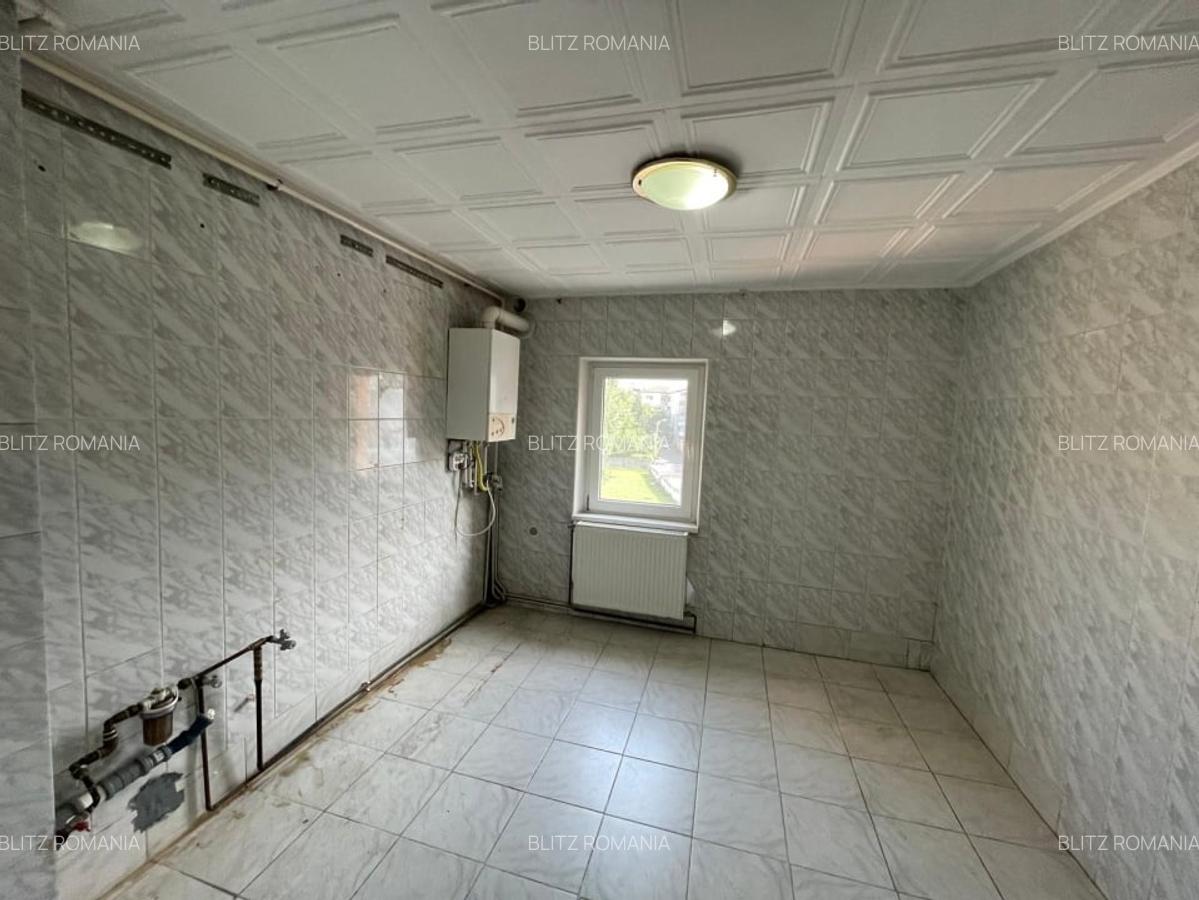 Apartament 3 camere spatioase, usor accesibile, zona Garii - 1