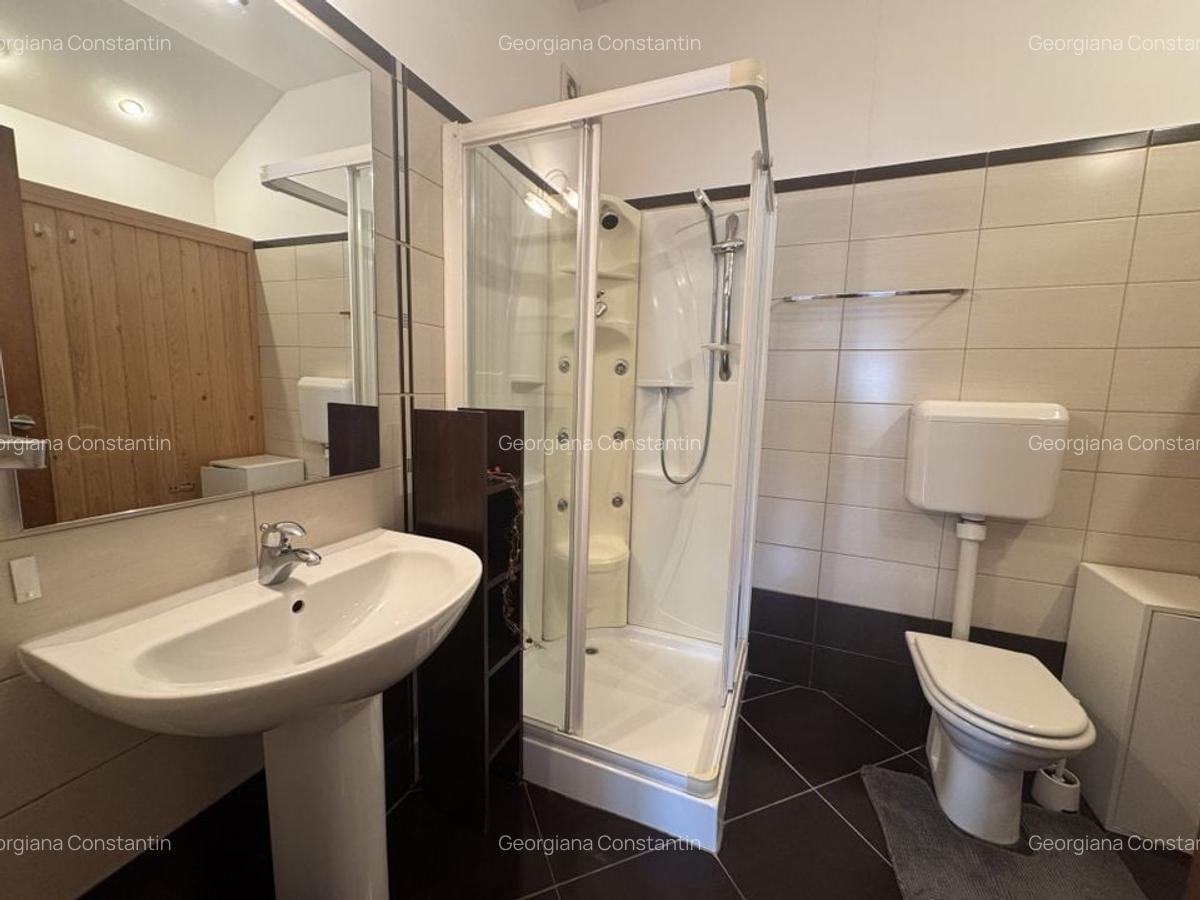 Vila renovata in complex rezidential, piscina comuna si parcare - 15