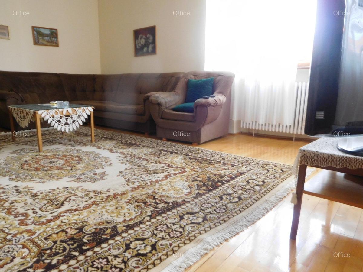 Casa+teren in cartierul Andrei Muresanu-oferta buna! - 2