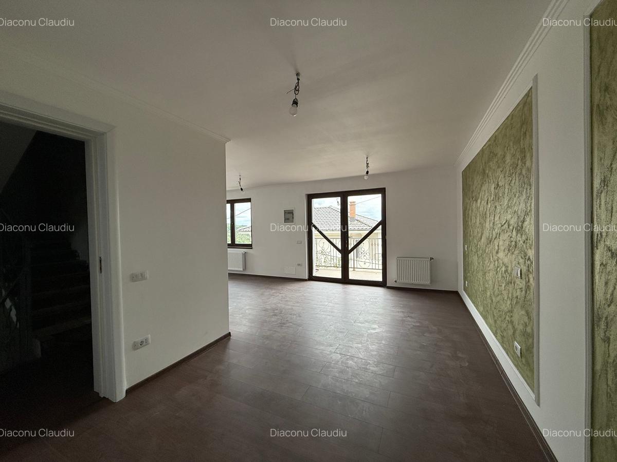 Casa D+P+E+M Bucium 225mp util - 6 camere - 3 bai - Garaj - 470mp teren - 3