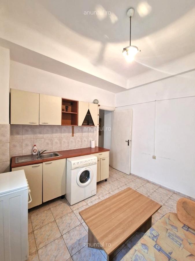 Parcul Cismigiu - Str.Victor Eftimiu - 2 camere - etaj 7/9 - 300 EUR - 3