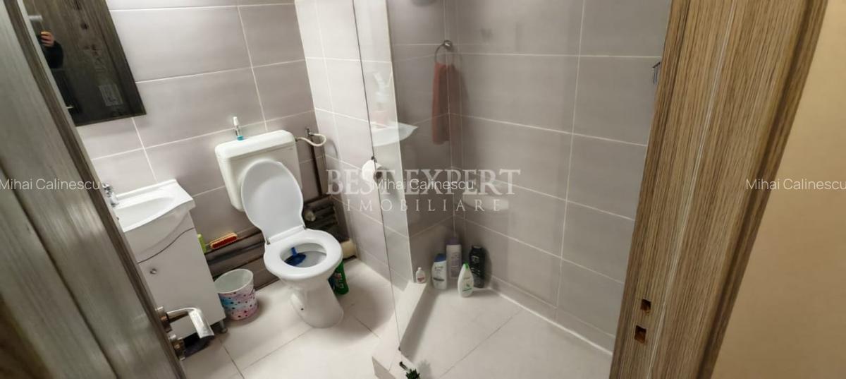 Apartament 4 camere  cu geam la baie, bloc reabilitat, 5 min metrou Titan - 12