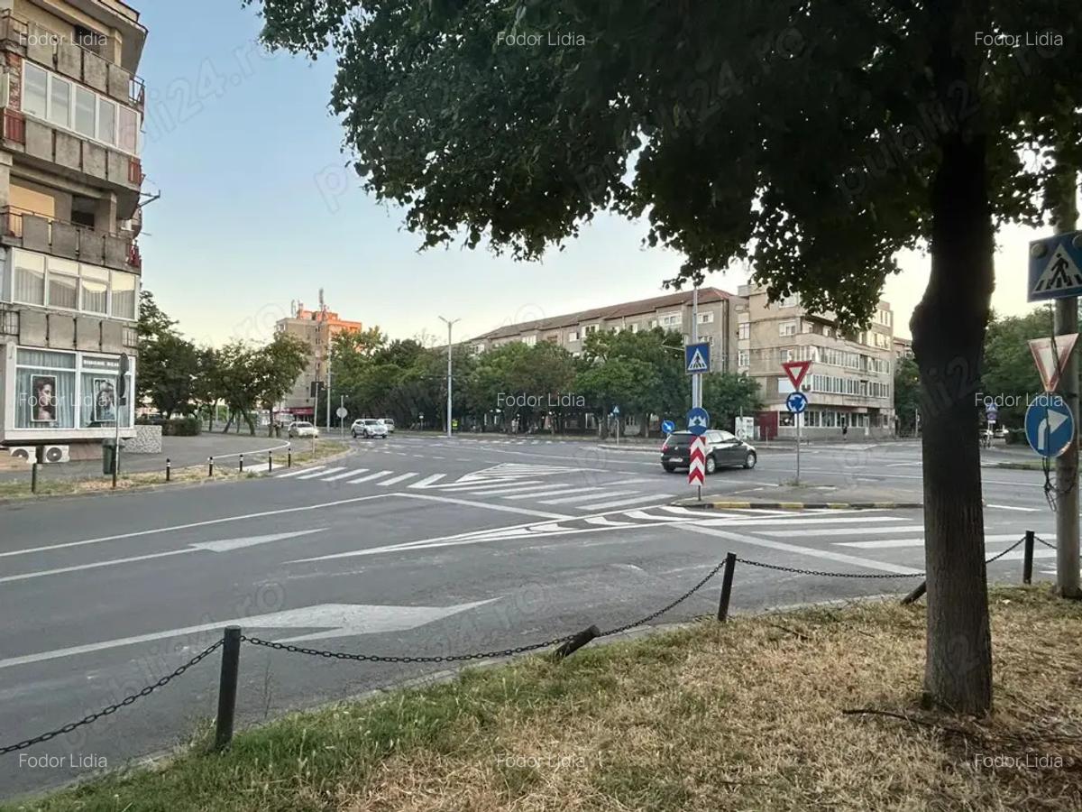 Apartament etaj 1 , cu 3 Camere de Vanzare, Zona Calea Aradului - 8