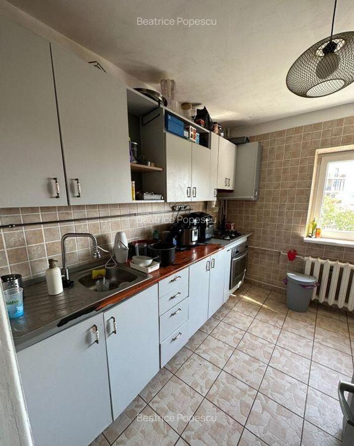 Apartament 3 camere metrou Timpuri Noi Decomandat - 17