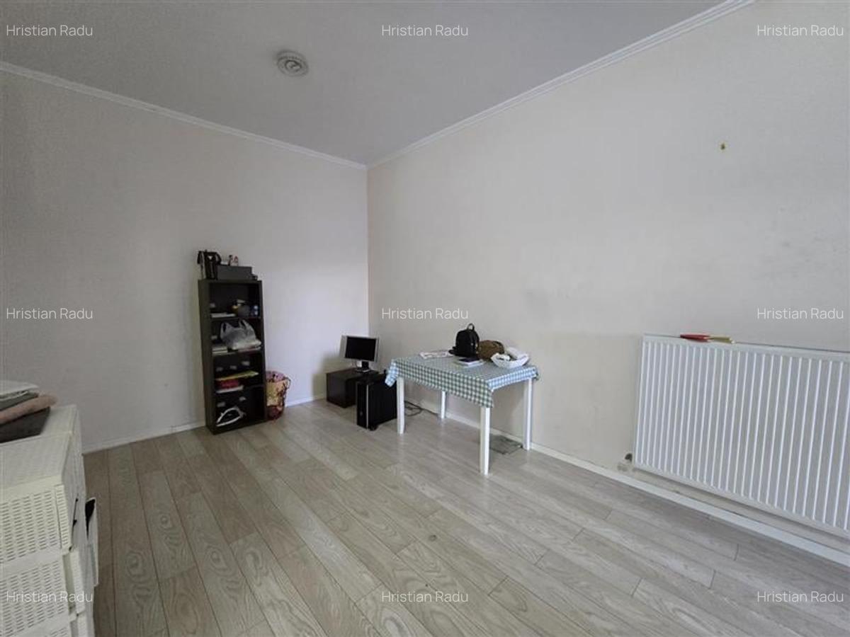 Apartament cu 3 camere semidecomandat în Bucureștii Noi - 16