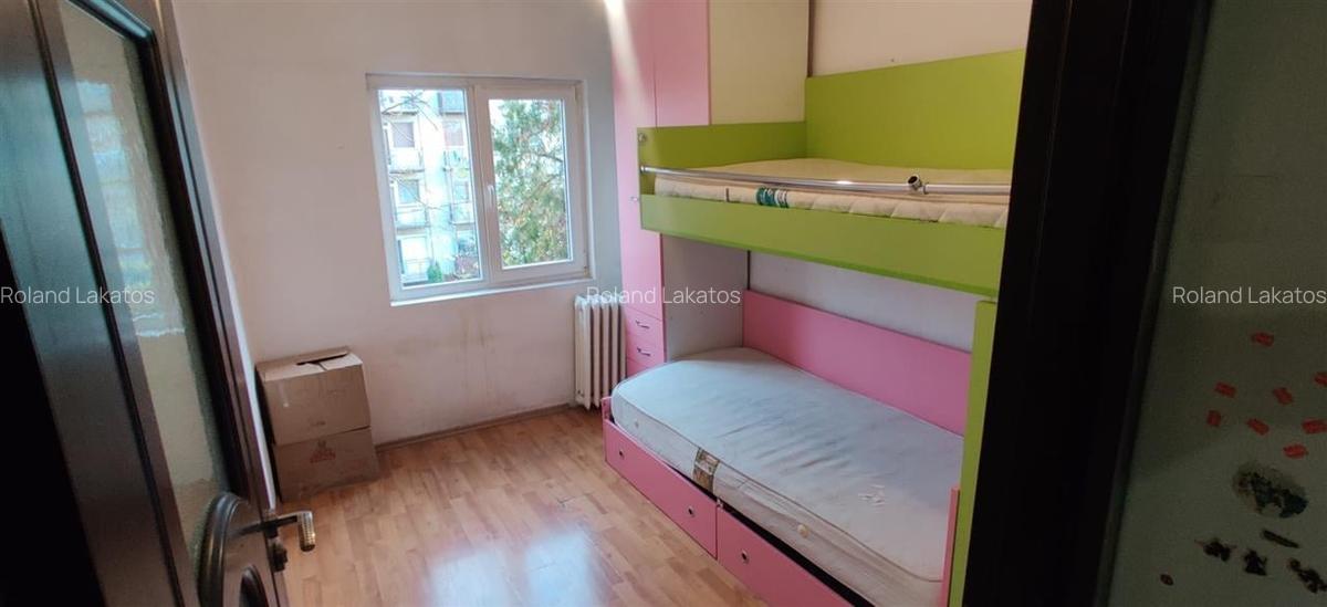 RECO . Apartament cu 3 camere Valenta . - 5