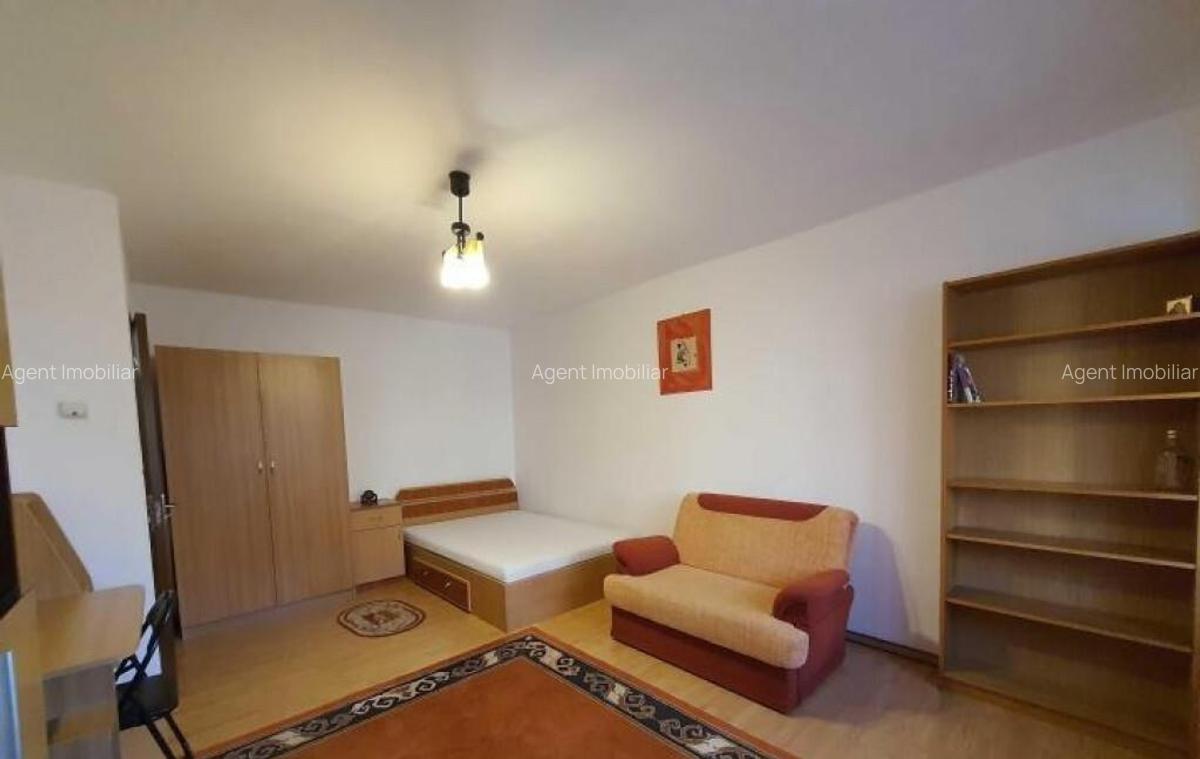 Vitan mall etaj 5 decomandat - 14