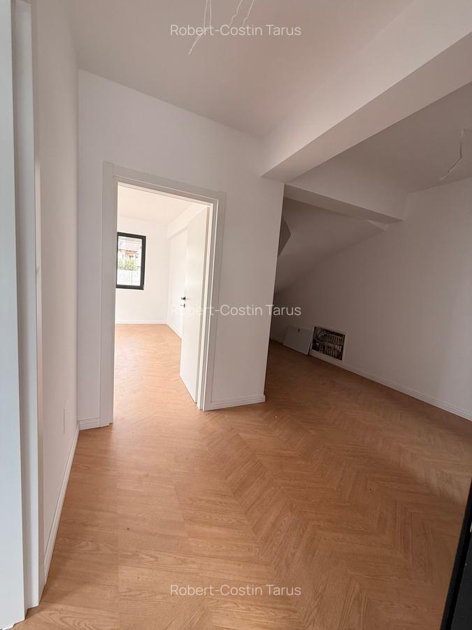 Casa 4 camere / 3 bai / FINALIZATA / 400 mp teren Complex Crown Village - 15