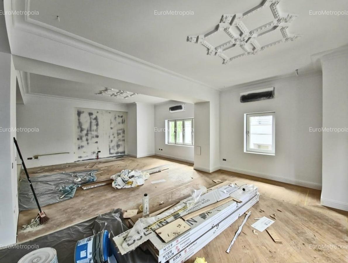 Vila complet refacuta, 250 mp curte ,  Aviatorilor - 7