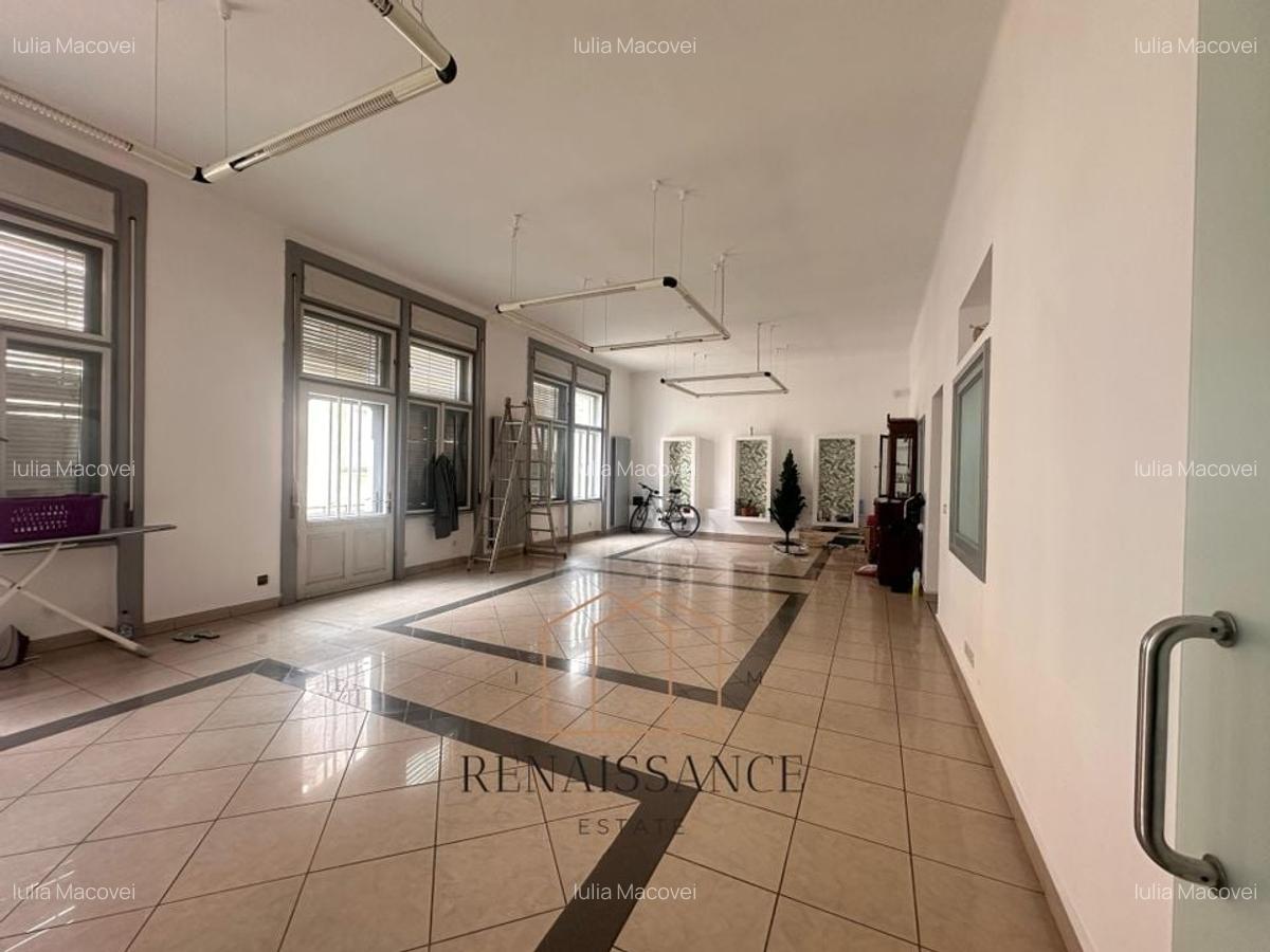 Piata Unirii 4 Camere | 180mp Etaj 2/3 | Palatul Bruck - renovat - 3