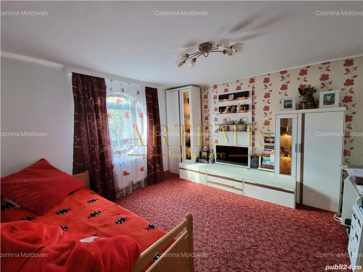 Casa individuala, 6 camere, 300 mp., teren 1150 mp., zona Libertatii. - 6