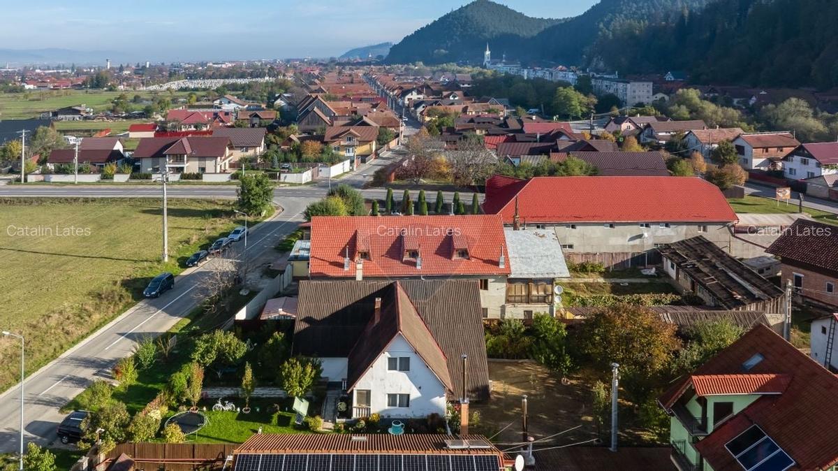 Casa cu 6 camere de vanzare in Rasnov, teren 1.100 mp, zona Glajarie - 2