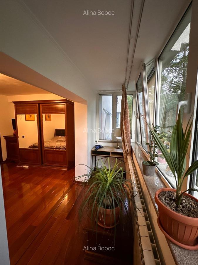 Vanzare apartament 3 camere decomandat, Mall Vitan, etaj 1/4, centrala termica - 17