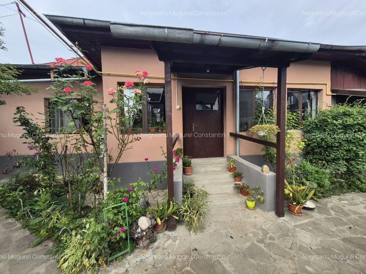 Vila 4 camere + teren 818 mp central Provita de Sus (lângă școală) - 3