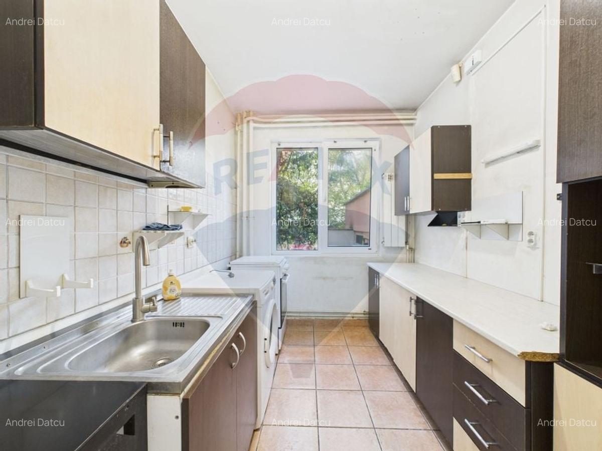 Apartament 5 camere | 111mp | Metrou 1 Decembrie - 13