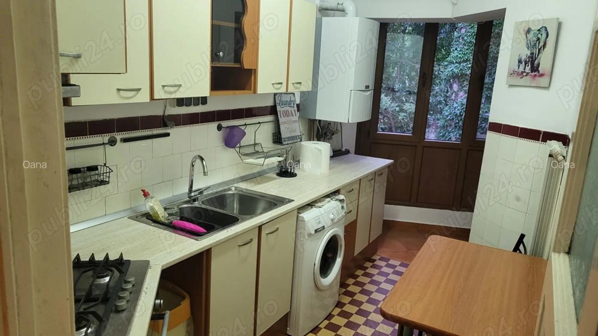 Apartament 3 camere, Foi?orul de Foc, Stil interbelic, Inaltime 3.15m - 4 Apartament 3 camere, Foi?orul de Foc, Stil interbelic, Inaltime 3.15m - 4