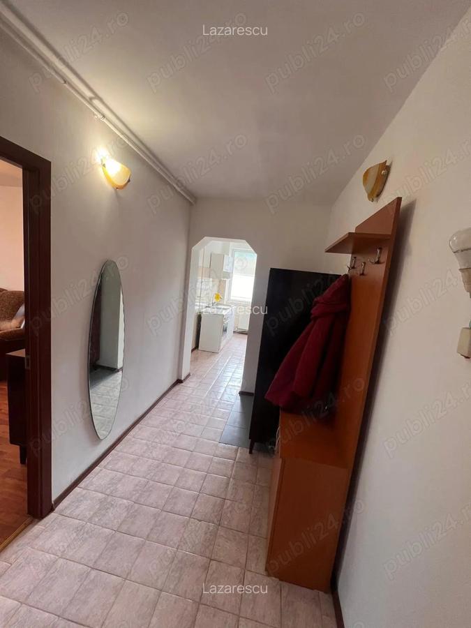 Apartament in Vulcan (Hunedoara), ultracentral, mobilat - 1