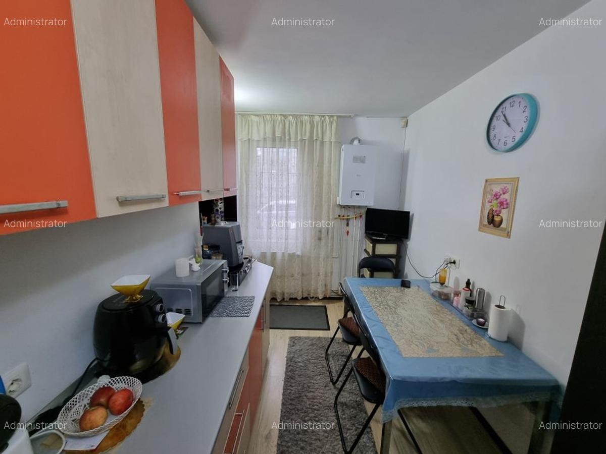 Central Ferdinand-apartament 4 camere decomandat cu gaze - 3