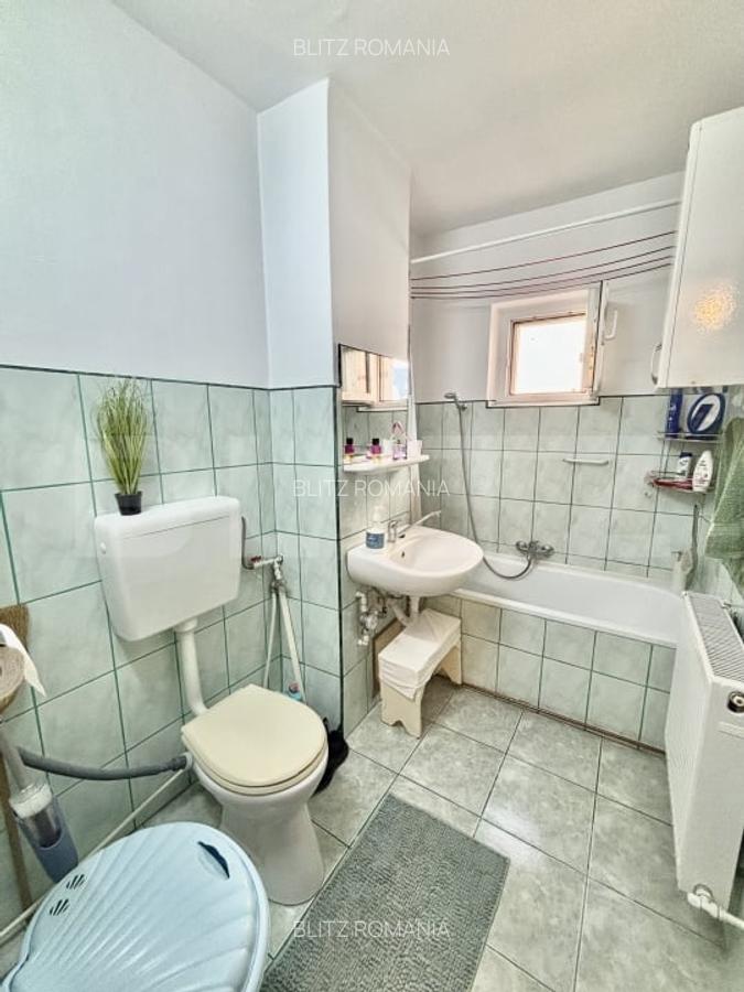 Apartament cu 3 camere, 2 bai, 2 logii, Etaj 1, Calea Buziasului - 8