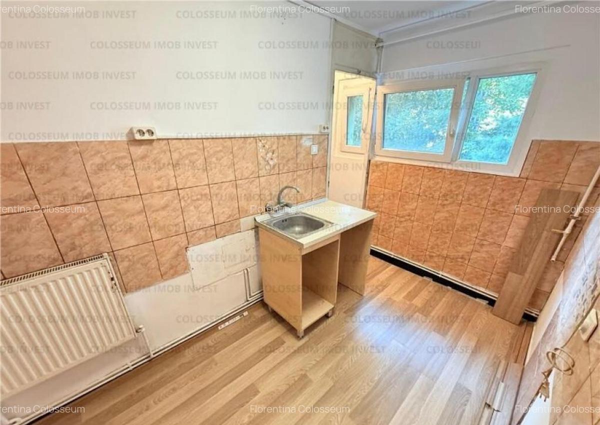 Apartament 3 camere, decomandat - zona Calea Bucuresti - 9