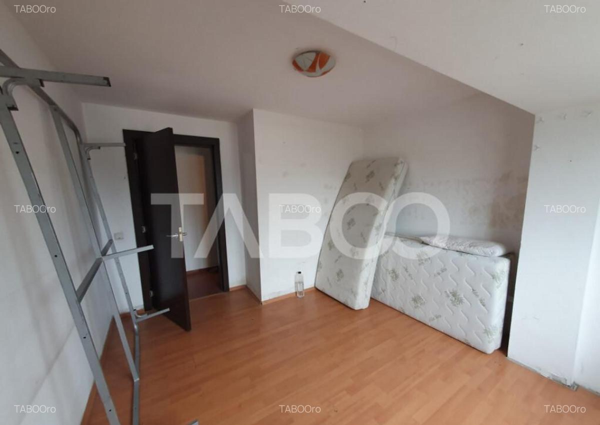 Apartament 2 camere decomandat zona Negoiu etaj 1 38 mp - 4