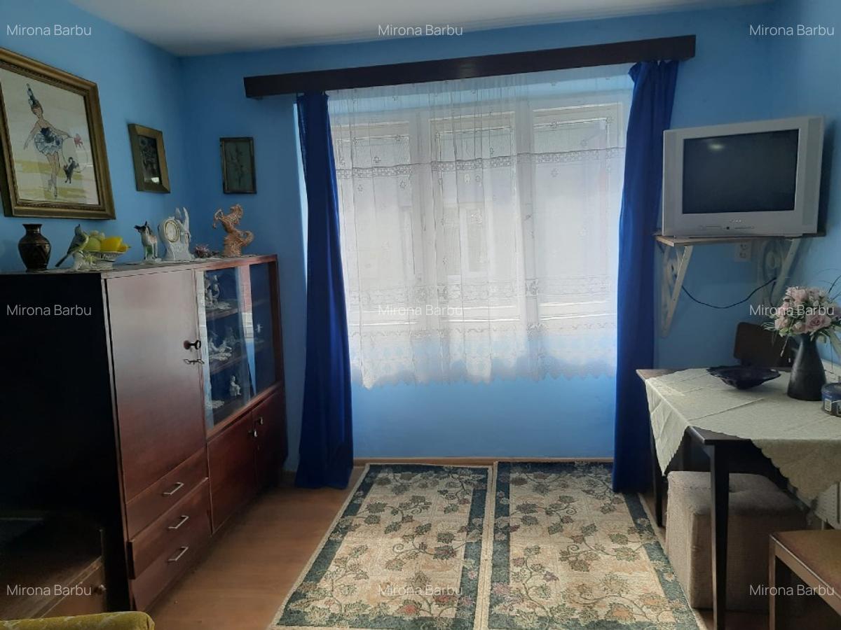 Casa 4 camere mobilate, garaj, gradina si atelier, Resita, zona Muncitoresc - 6