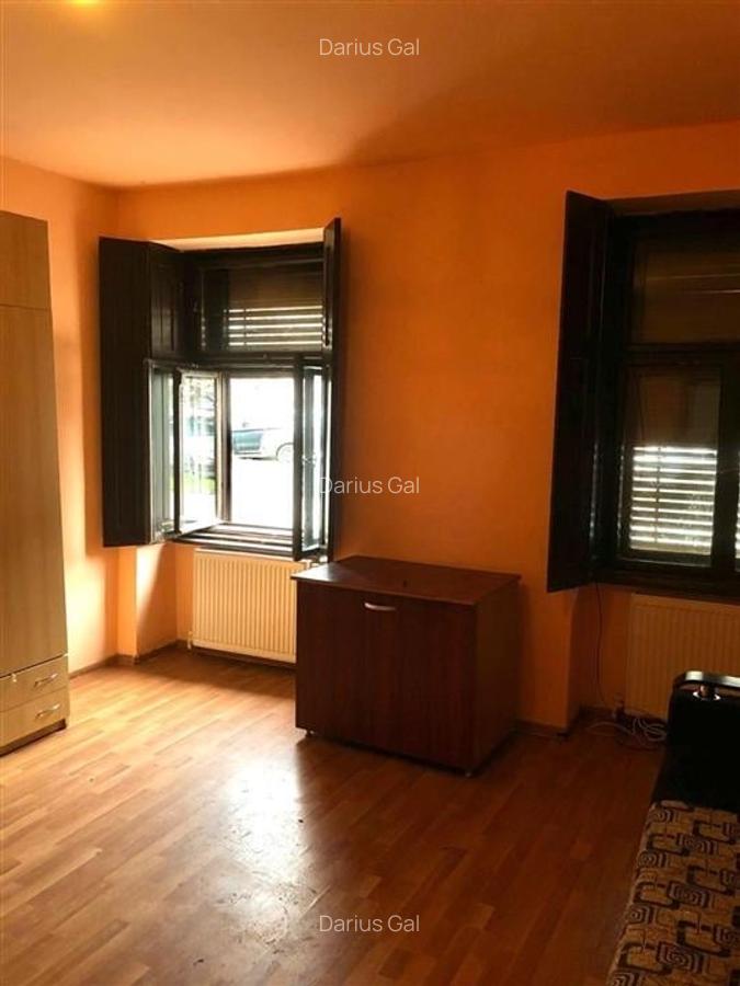 Apartament cu 2 camere decomandat în Central - 2