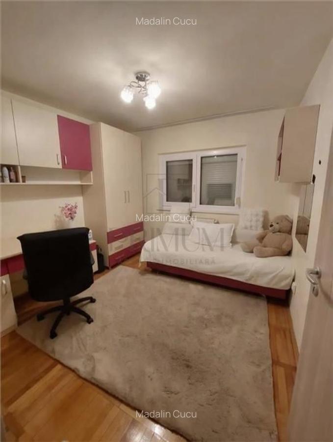 DAMBOVITA - 3 CAM - ETJ.1 - 2 BAI - ANVELOPAT - CENTRALA - ZONA EXCELENTA - 1